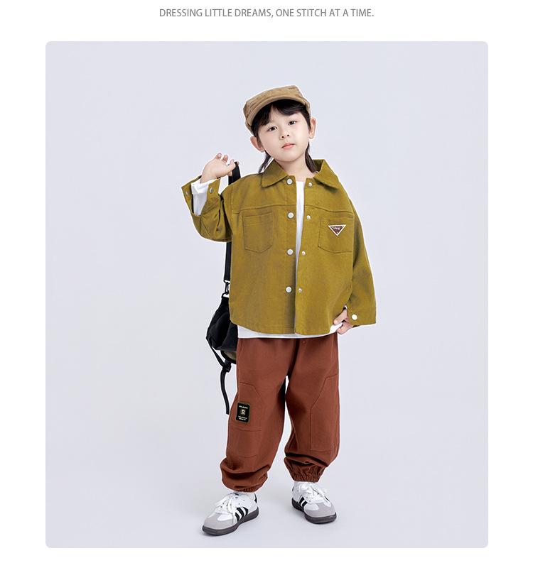 Baumwoll-Cardigan-Hemd für Jungen, Frühling/Herbst 2025 Mode für große Kinder, einfarbige Reversjacke.