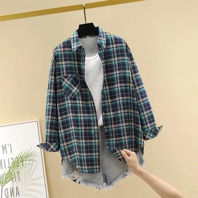 Women's Spring Autumn Large Size Long Sleeve Shirts Female Vintage Loose Plaid Coats Turn Down Collar Button Tops Blouses