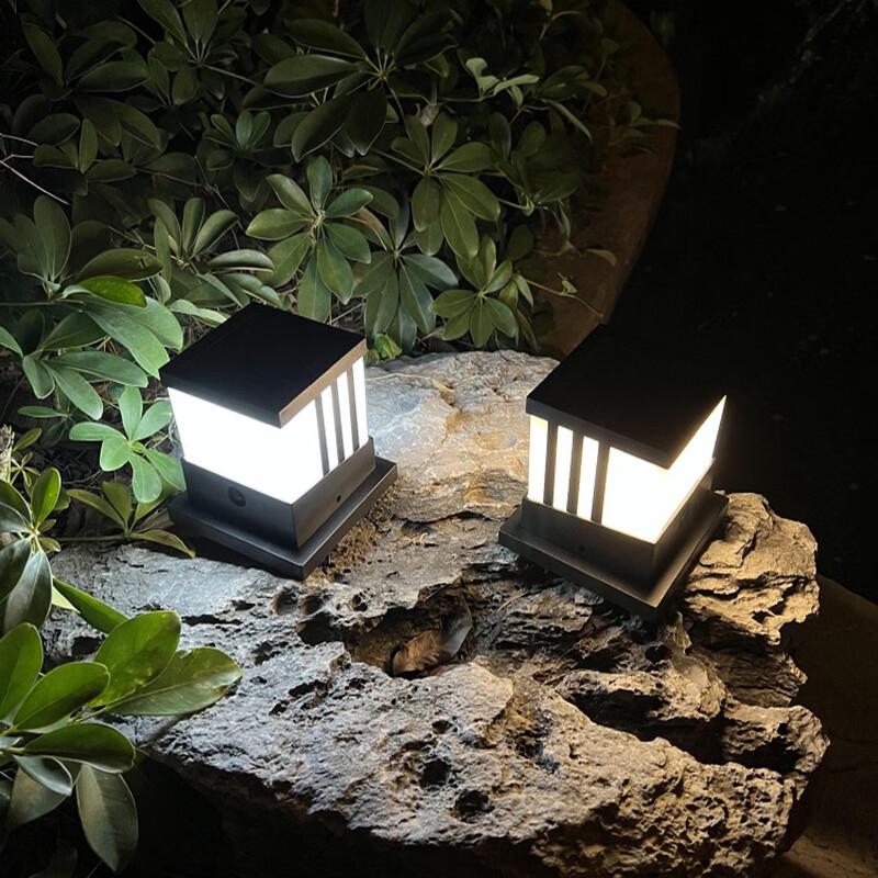 Solar Pillar Light with 3-Color Temperature