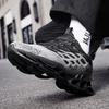 Fashion Men Sneakers Breathable Casual Shoes High Quality Antiskid Damping Sports Shoes Outdoor Comfortable Mesh Shoes Zapatillas Black