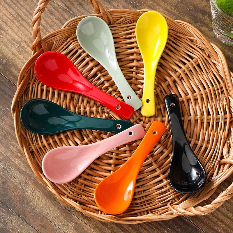 Kangmo European Style Colored Ceramic Spoons