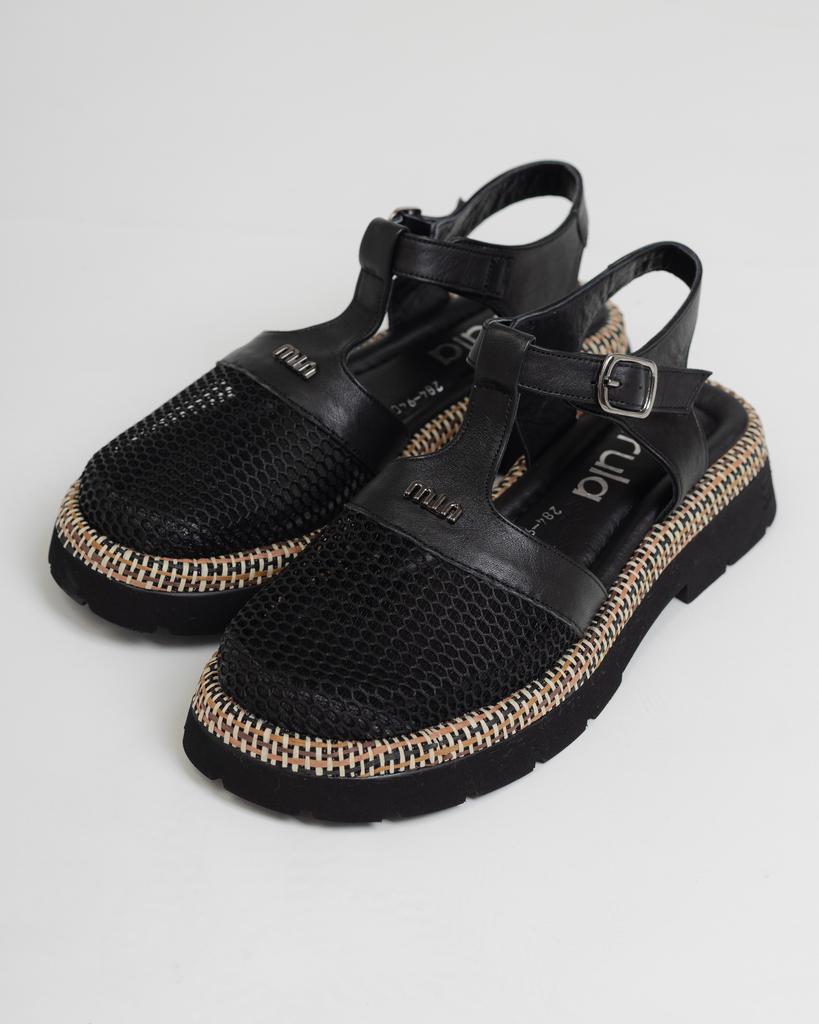 Krula 284940 36 Black Leather Sandals with Mesh