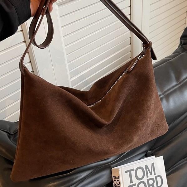 Retro Frosted Suede Pillow Bag for Women, New Autumn and Winter Single Shoulder Armpit Bag, Simple and Large Capacity Commuting Bag