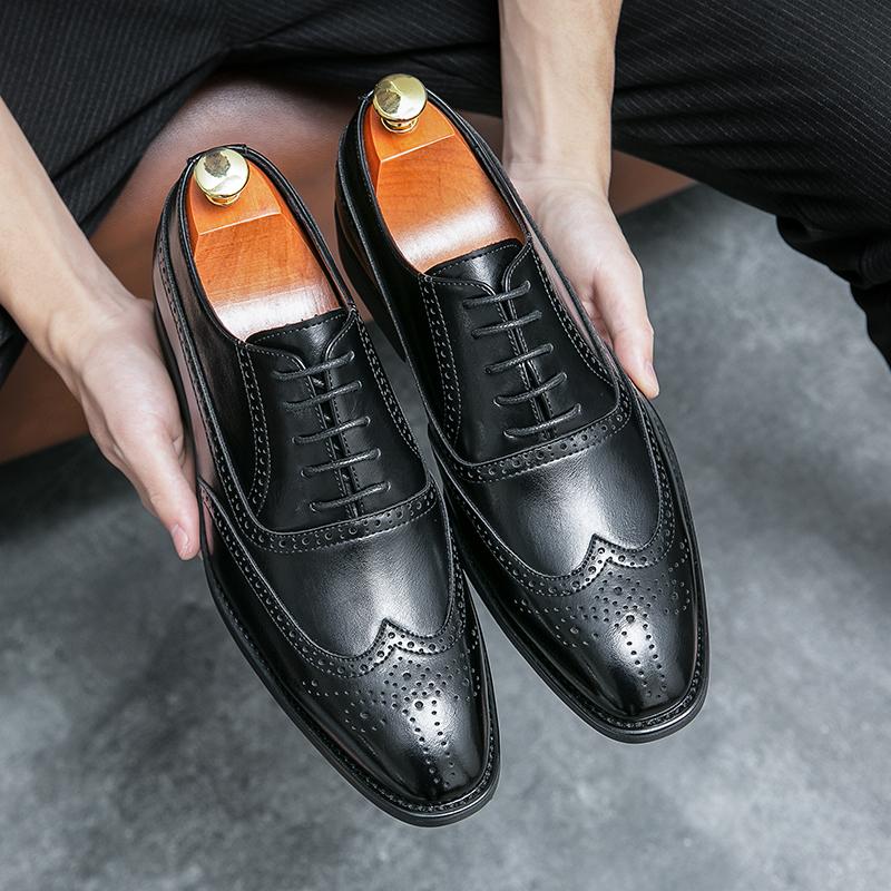 Fashion High Quality Classic Vintage Block Shoes for Men Shoes Black Lace Up Business Office Formal Shoes Banquet Party Shoes Men Shoes
