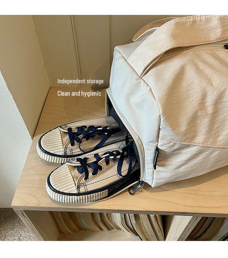 Large Capacity Short Trip Fitness Bag with Dry-Wet Separation for Easy Carrying - Unisex