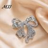 Golden Bowknot Brooch Sparkling Rhinestone Bow Brooch, Mini Shaped Lapel Alloy Pin Pin, Clothing Jewelry Accessory for Women Girls