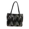 Class Commuting Simple And Fashionable Large-Capacity Bag Women'S Casual Striped Shoulder College Student Tote Bag