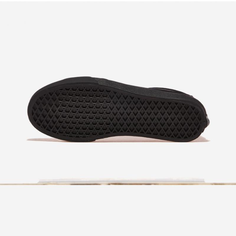 Barnes Stance   Black Black V362 Black Black