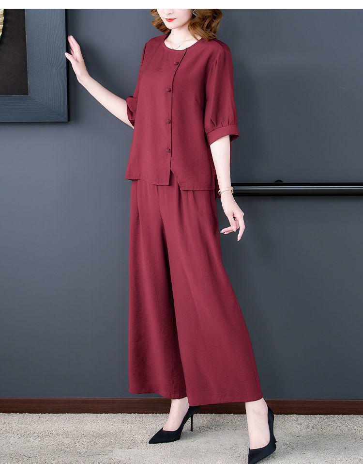 Stylish Cotton Linen Summer Outfit Set for Middle-aged Women - Short Sleeve Top 2026