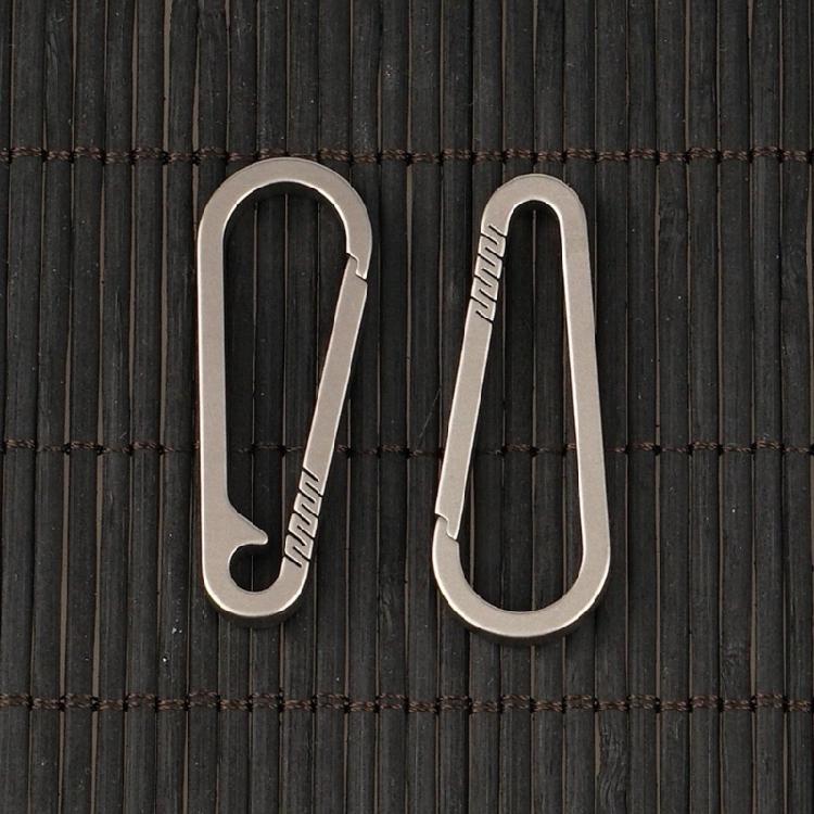 Heavy-Duty Spring Snap Hook Keyring Titanium Keychain Buckles Outdoor Carabiner