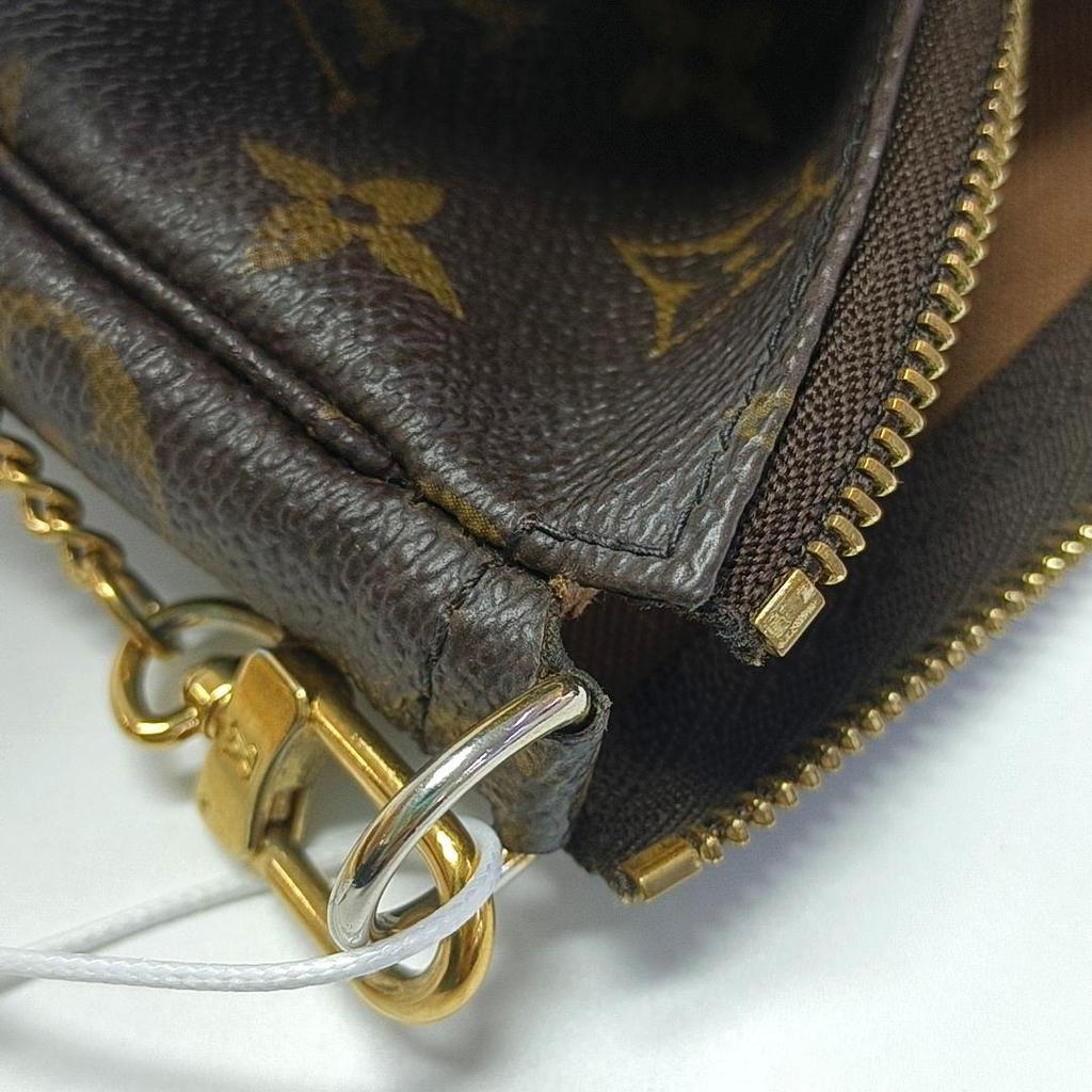 [Pre-Owned] Louis Vuitton Mini Pochette Accessoires 'Brown Monogram Canvas' - Good #YJ0Y4Y