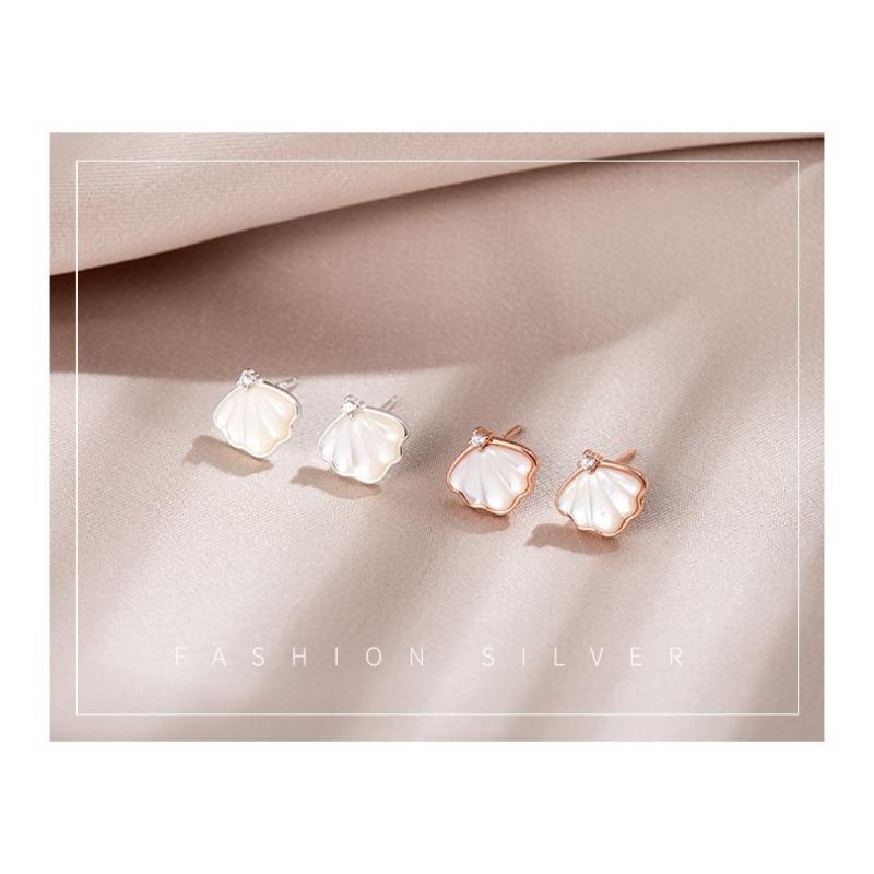 Stainless Steel Cast Minimalist Earrings 18K Waterproof  Sterling Silver Stud Earrings Women's Niche Design High-quality Mother-of-pearl Earrings