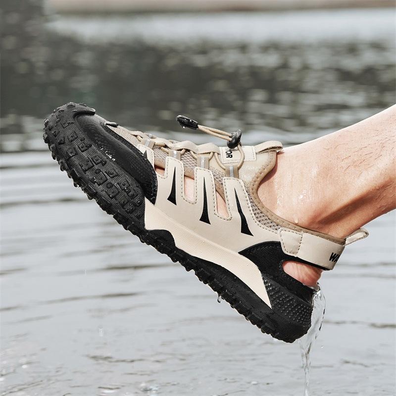 Men's casual sandals 2025 new summer mesh breathable hollow hole shoes trendy cool slippers