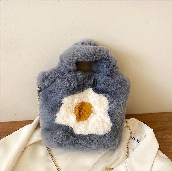 A Single-color, Simple, Thick, Fashionable and Large-capacity Women's Autumn and Winter Mirror-finished Plush Handbag