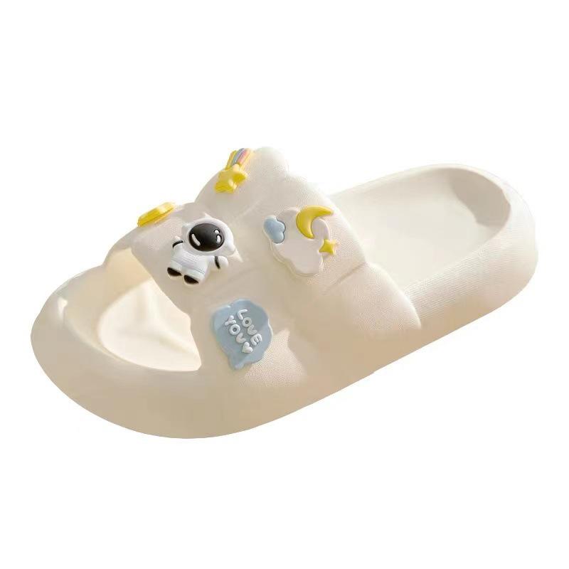 Modaya Uygun Kaymaz Kalın Tabanlı Parmak Arası Terlikler: Kadınlar için Modaya Uygun Yaz Terlikleri, İç Mekan ve Banyo Kullanımı için Mükemmel