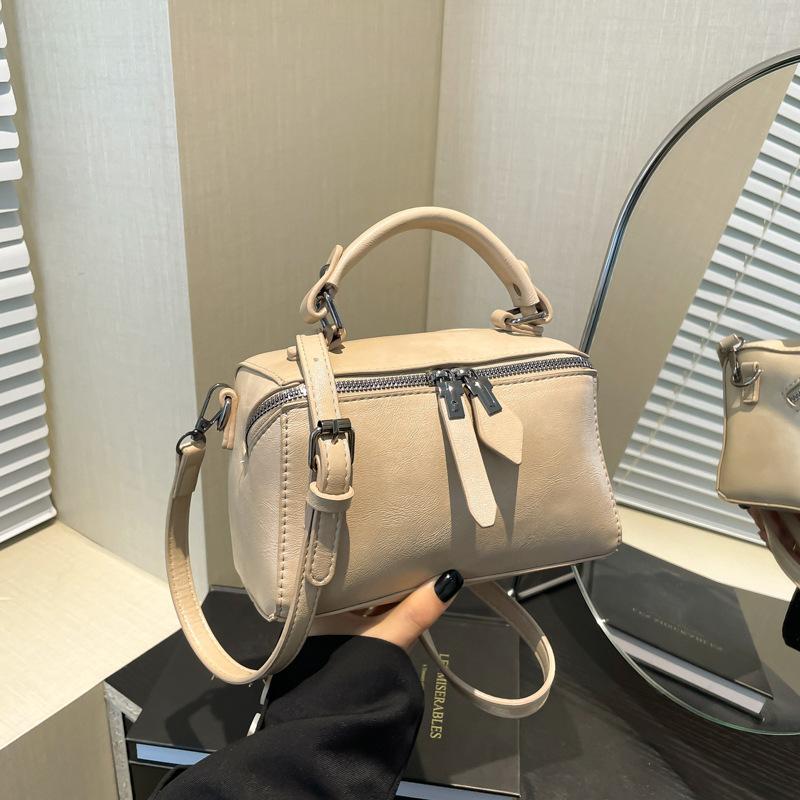 

Модная универсальная сумка через плечо Осень и зима Простая сумочка Нишевая сумочка Сумка-мессенджер для поездок хаки