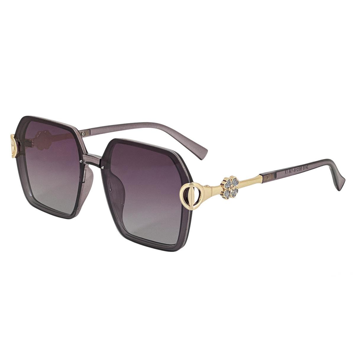 

2025 VAKA New Sunglasses Ladies Glasses Alloy Legs with Diamound Sunglasses Women Luxury Gafas De Sol UV400