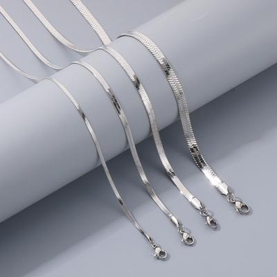 Naszyjnik z łańcuszkiem wężowej kości Lady, lekki, regulowany, z przedłużonym łańcuszkiem, połyskujący, ze stali tytanowej, prezent na walentynki, biżuteria na randki, imprezy służbowe