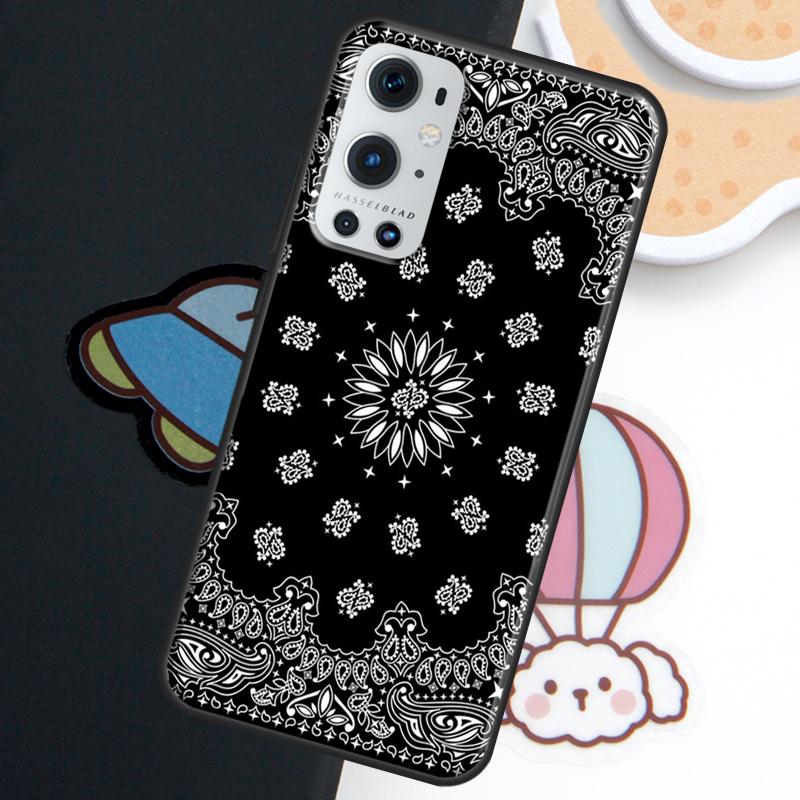 Black Bandana Paisley For Realme GT7 GT6 15 Pro 10 11 12 14 13 Pro Plus C75 C71 C65 C55 C63 C61 C53 C67 C35 Case
