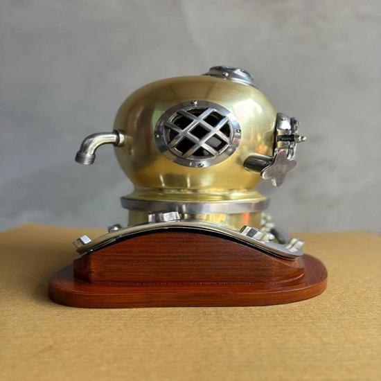 US Navy Mark V Diving Helmet with Base Replica Brass Decorative Item