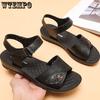 Damensandalen aus Leder mit weicher Sohle, Mama-Schuhe, Sommermode, bequeme Schuhe, flache, rutschfeste Sandalen mit dicker Sohle, mittleres Alter, PU-Material