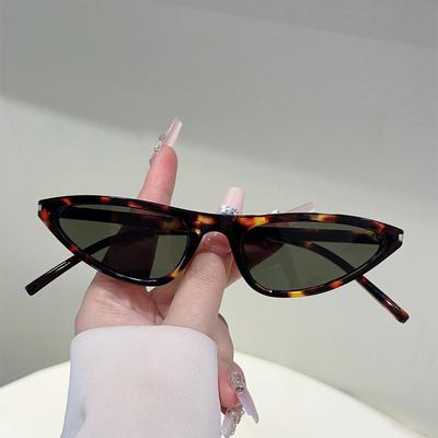 Vintage Triangle Cat Eye Sunglasses Women Men Luxury Designer Sun Glasses Punk Hip Hop UV400 Protection