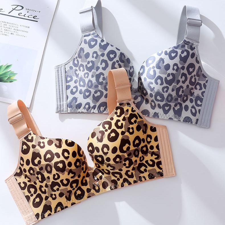 Large Size Bra for Women Seamless Bra for Women Thin Design for Women Full Cup Adjustable Accessory Breast and Gathered Bra