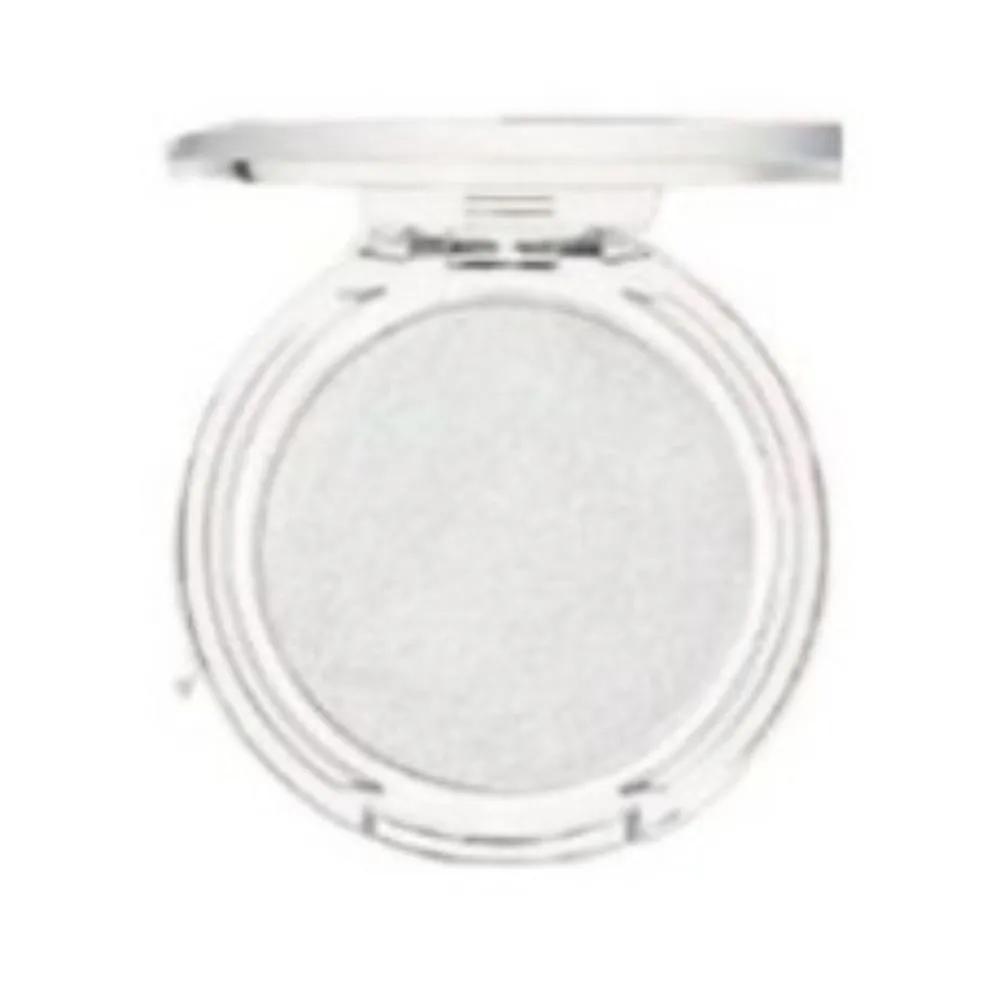 Naming Fluffy Baked Radiant Highlighter LIGNE