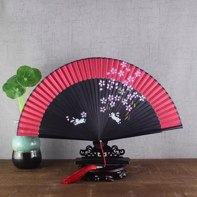 Classical Silk Folding Fan Chinese Style Dancing Foldable Feather Fan Portable Crafts Gift Creative Wedding Party Photo Props