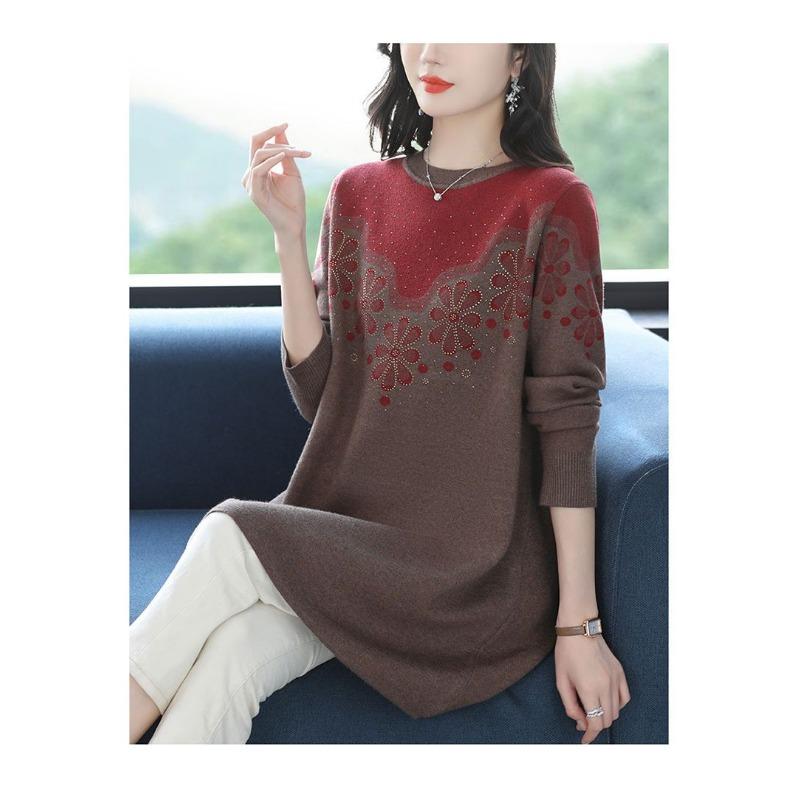Middle-aged Elderly Mother's Wear Diamond Sweater Women's Mid-length Bottoming Shirt Loose Embroidered Sweater A-line Skirt