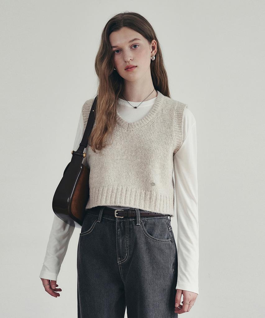 Loeil V-Neck Crop Wool Knit Vest - Oatmeal