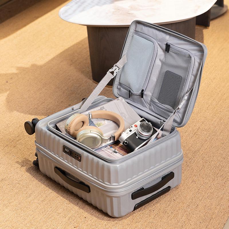 20-inch Expandable Carry-on Luggage with Side Opening and Lock - Men's Travel Set Option
