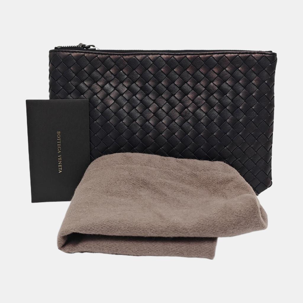[Pre-Owned] Woven Check Pattern Zip Lambskin Envelope Clutch Small - Very Good #1HAKZH5