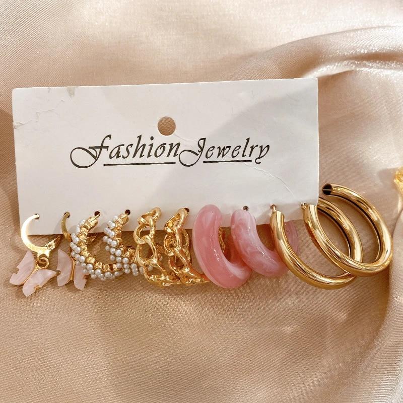 17KM Vintage Gold Color Hoop Earrings Set Pearl Metal Dangle Earrings for Women Crystal Twist Earrings Trendy Fashion Jewelry