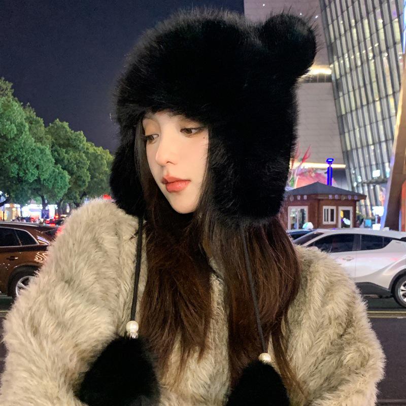 Women's Large Head Lei Feng Hat: Autumn/Winter Ear Protection for Outdoor Cycling