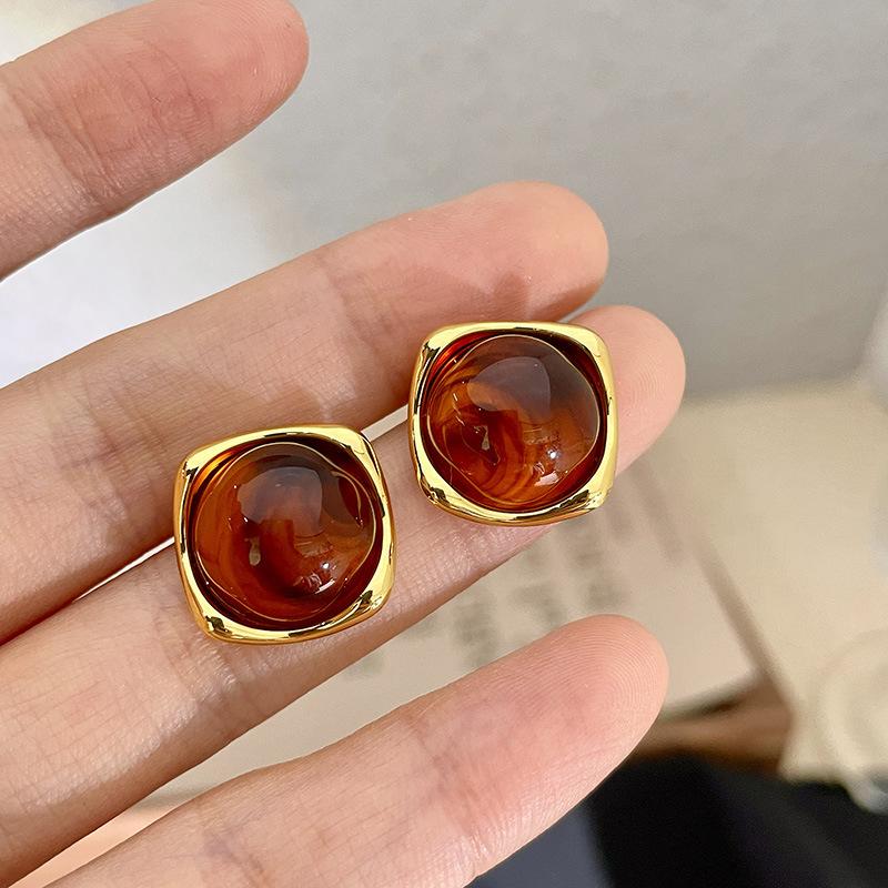 Fashion C-Shaped Amber Color Resin Hoop Earrings For Women Girls Charm Trend Earring Boucle Oreille Exquisite Jewelry