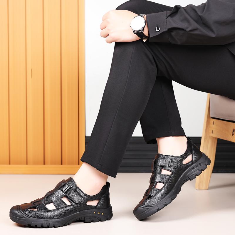 Fashion Summer Lightweight Mens Leather Sandals Brand Outdoor Soft Sole Flats Driving Shoes Comfort Walking Fashion Casual Beach Sandals