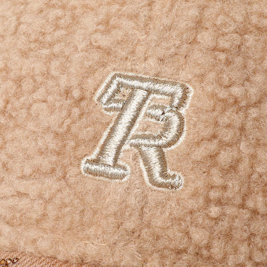 New Winter Plush Warm Embroidered Letter Baseball Cap for Women, Versatile Winter Duckbill Cap That Highlights The Face