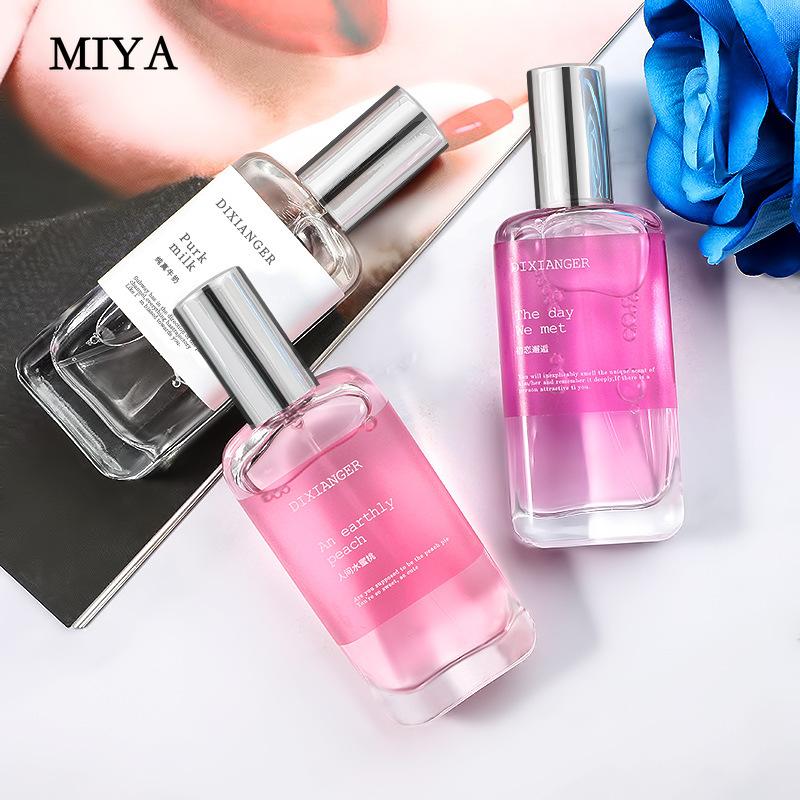 

Духи женские Свежие и стойкие, легкий цветочный и фруктовый аромат