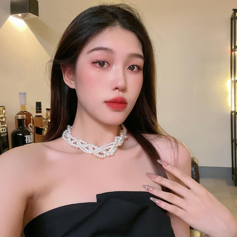 Premium Multi-layer Baroque Pearl Necklace Women's Collarbone Chain Retro Light Luxury Niche Neck Chain Fashion Temperament Accessories