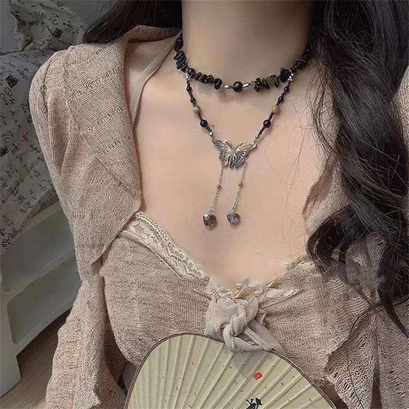 Collier à Pendentif Papillon à Pampilles Collier de Perles à Ruban Papillon Chaîne de Clavicule pour Femmes