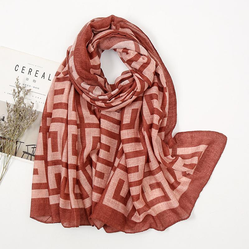 Spring New Cute Scarf Women Luxury Animal Design Tassels Long Shawl Soft Light Weight Viscose Hijab Owl Printed Floral Stoles