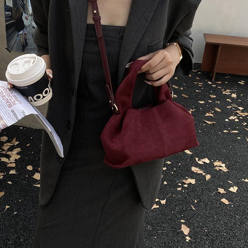 Vintage Faux Suede Women Handbag New Brand Trendy Lady Shoulder Bags Small Luxury Crossbody Bags Bolsas Casual Totes