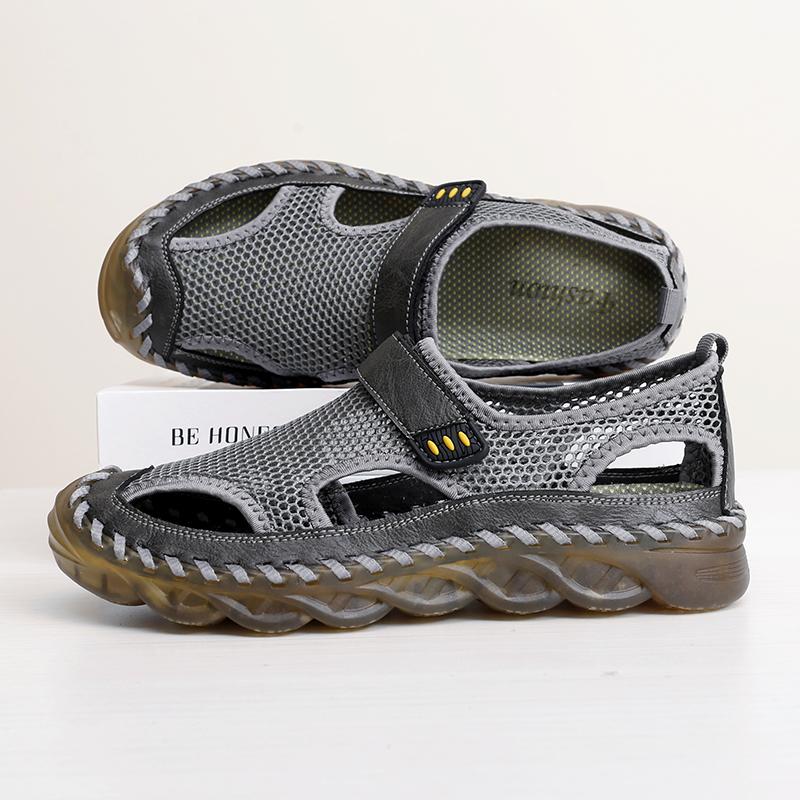 Men Outdoor Hiking Sandals Black Leather Closed Toe Grey Beach Shoes Wide Handmade Sandals Large Size for Father
