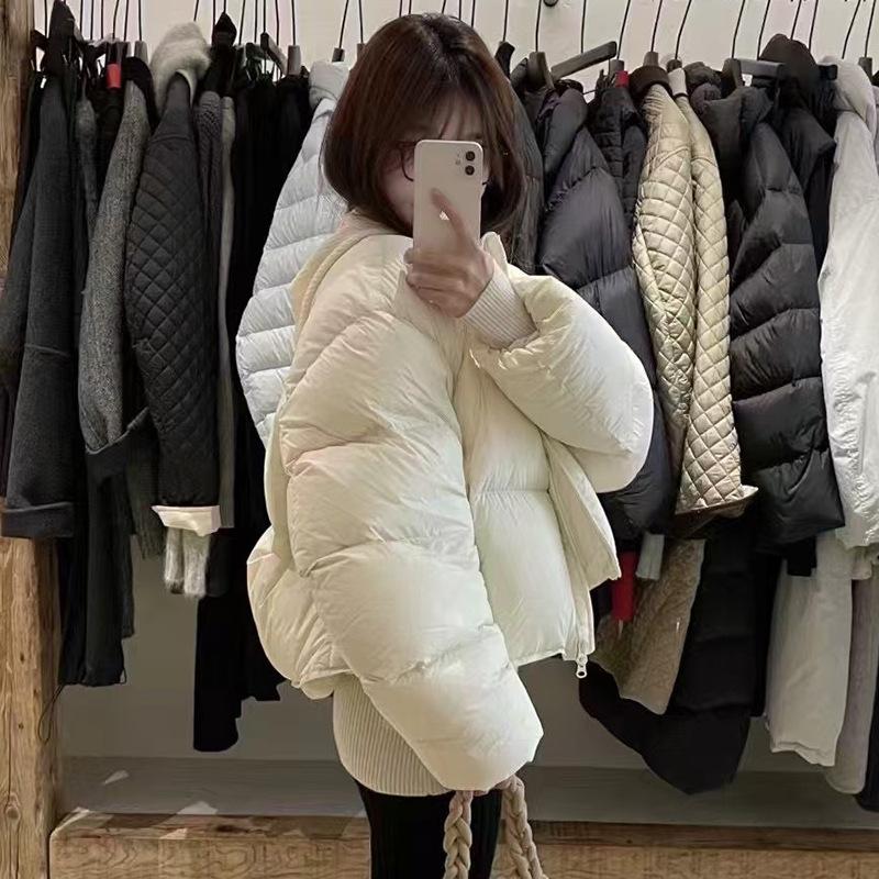 High fluffy white duck down puff down jacket women's short winter new fashion scimitar sleeve bread jacket tide