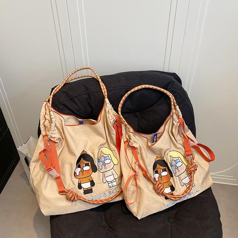 Japanese Style Eco-Friendly Crying Doll Embroidery Shoulder Bag Medium хаки