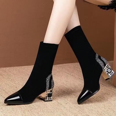 Kurzstiefel mit dickem Absatz, spitze Zehenpartie, mittelhohe Stiefel für Kinder, Herbst und Winter 2025, neue lässige Damenstiefel, Damenschuhe, Modeschuhe Damen