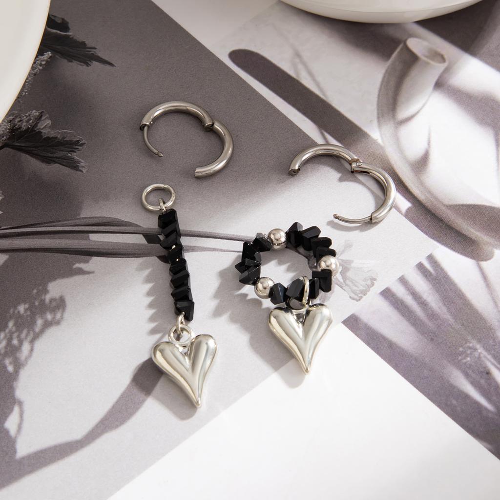 Personality Cold Wind Pentagram Love Pendant Ear Buckle Fashion Irregular Crystal Tassel Ear Ornament Woman