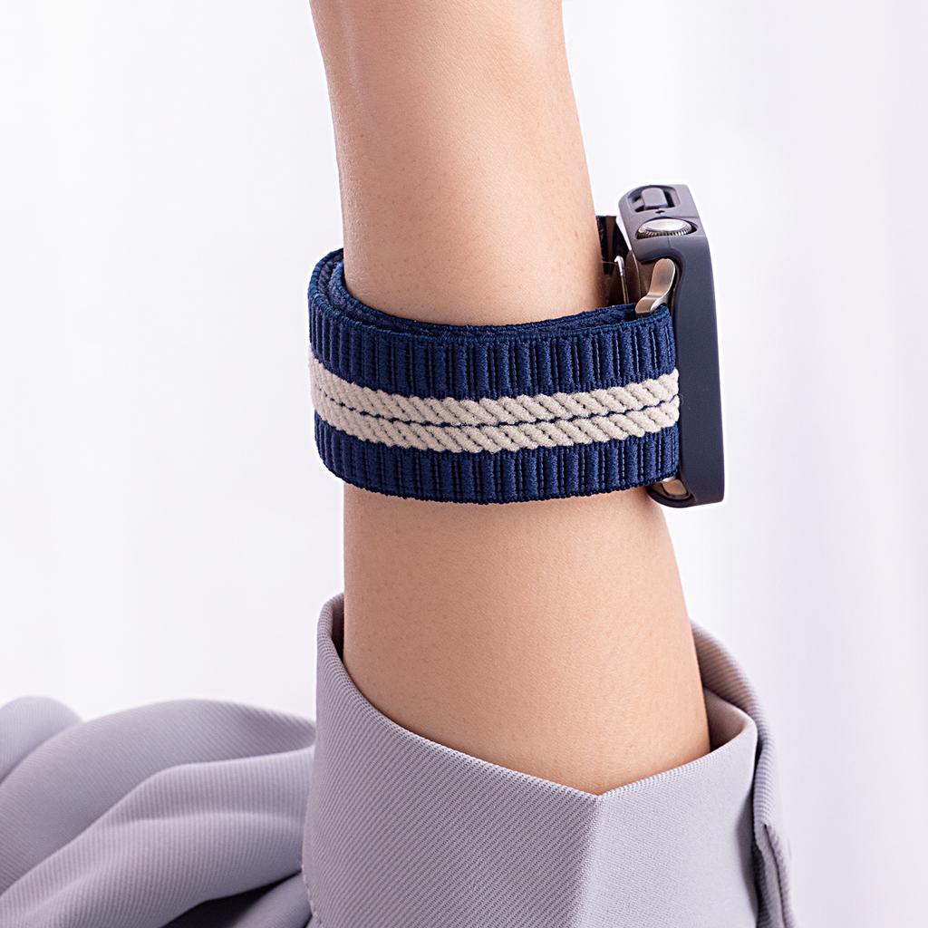 Nylon Watch Band for Apple Watch Series 10 9 8 7 SE 6 5 4 3 2 1 42mm 41mm 40mm 38mm Stripe Design Parachute Buckle Strap