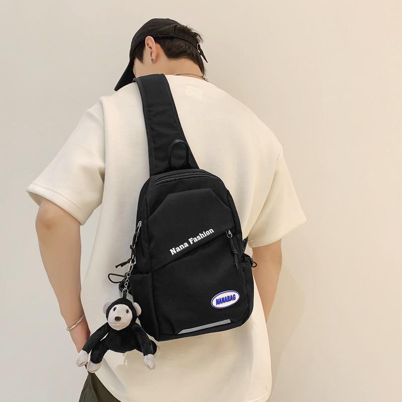 New simple and fashionable neck breast bag Korean version trendy cool men's shoulder bag sports multi-functional messenger shoulder backpack
